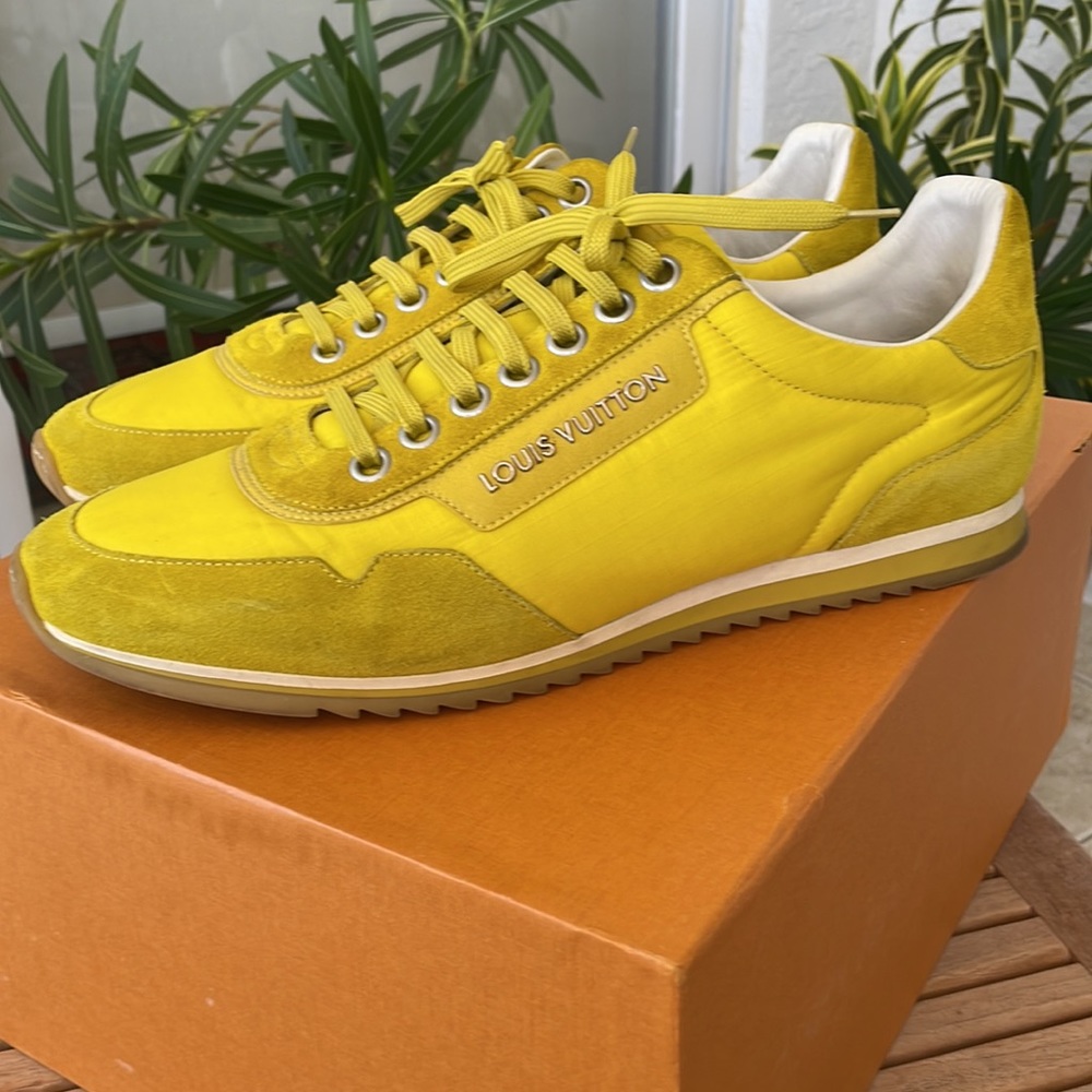 Louis Vuitton mens sneakers size LV10